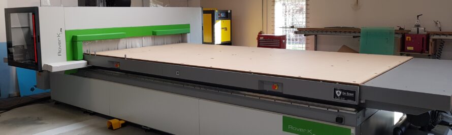 Freesmachine plexiglas, polycarbonaat, dibond en trespa