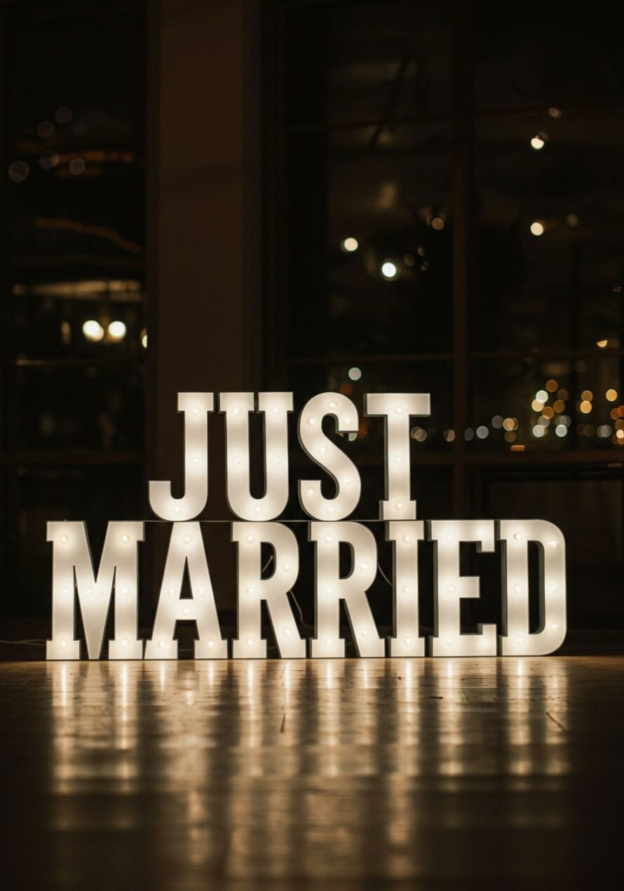 Bruiloft marqueeletter van plexiglas wit