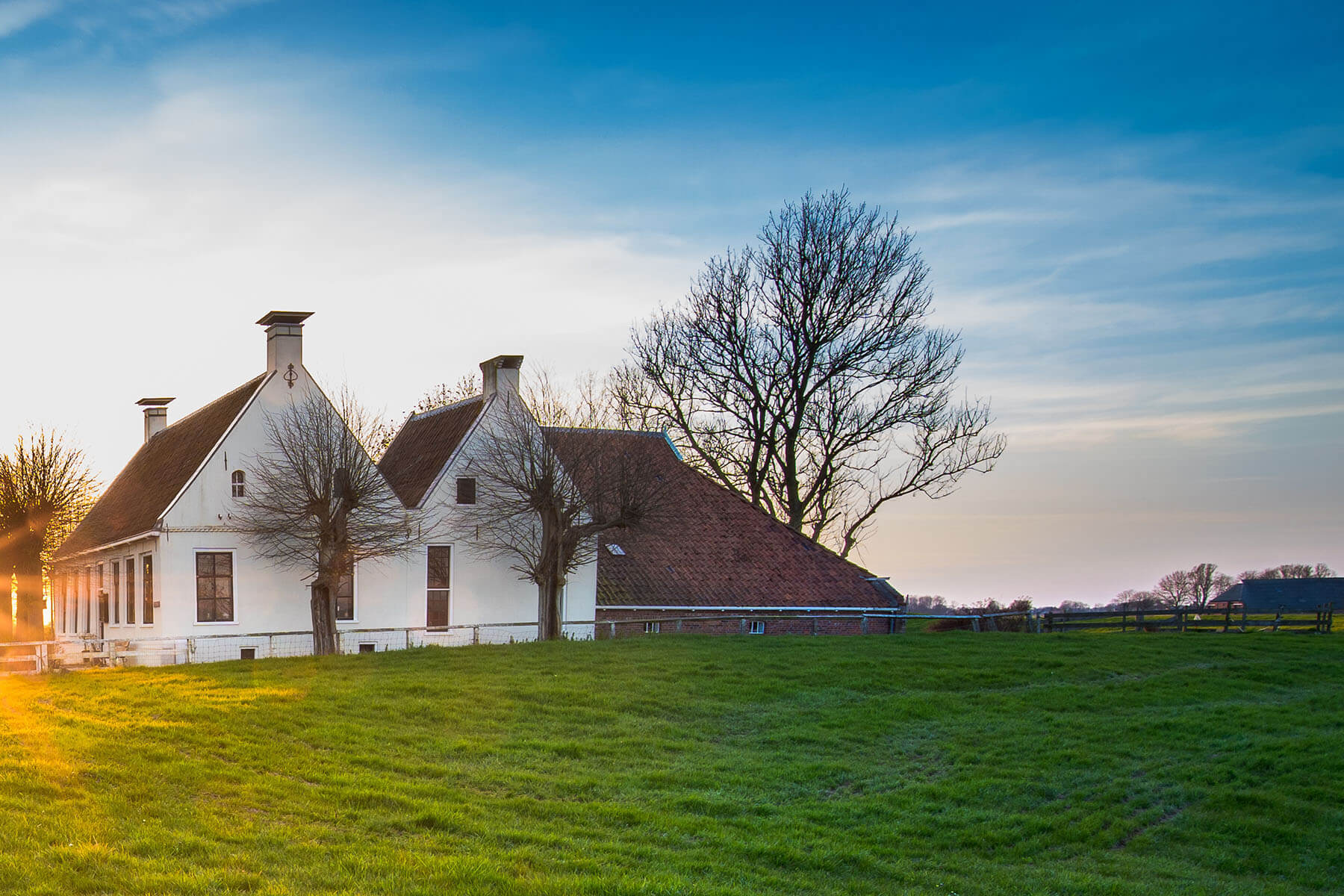 Stalraam voorzetraam huis isoleren met kunststof