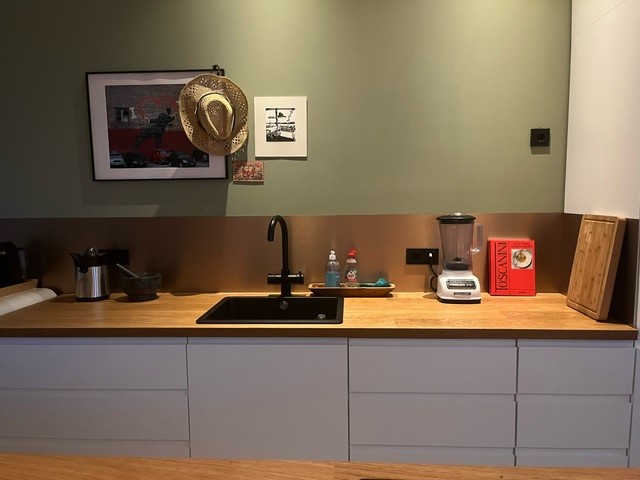 spatwand spatplaat alupanel Dibond® geborsteld aluminium keukenwand