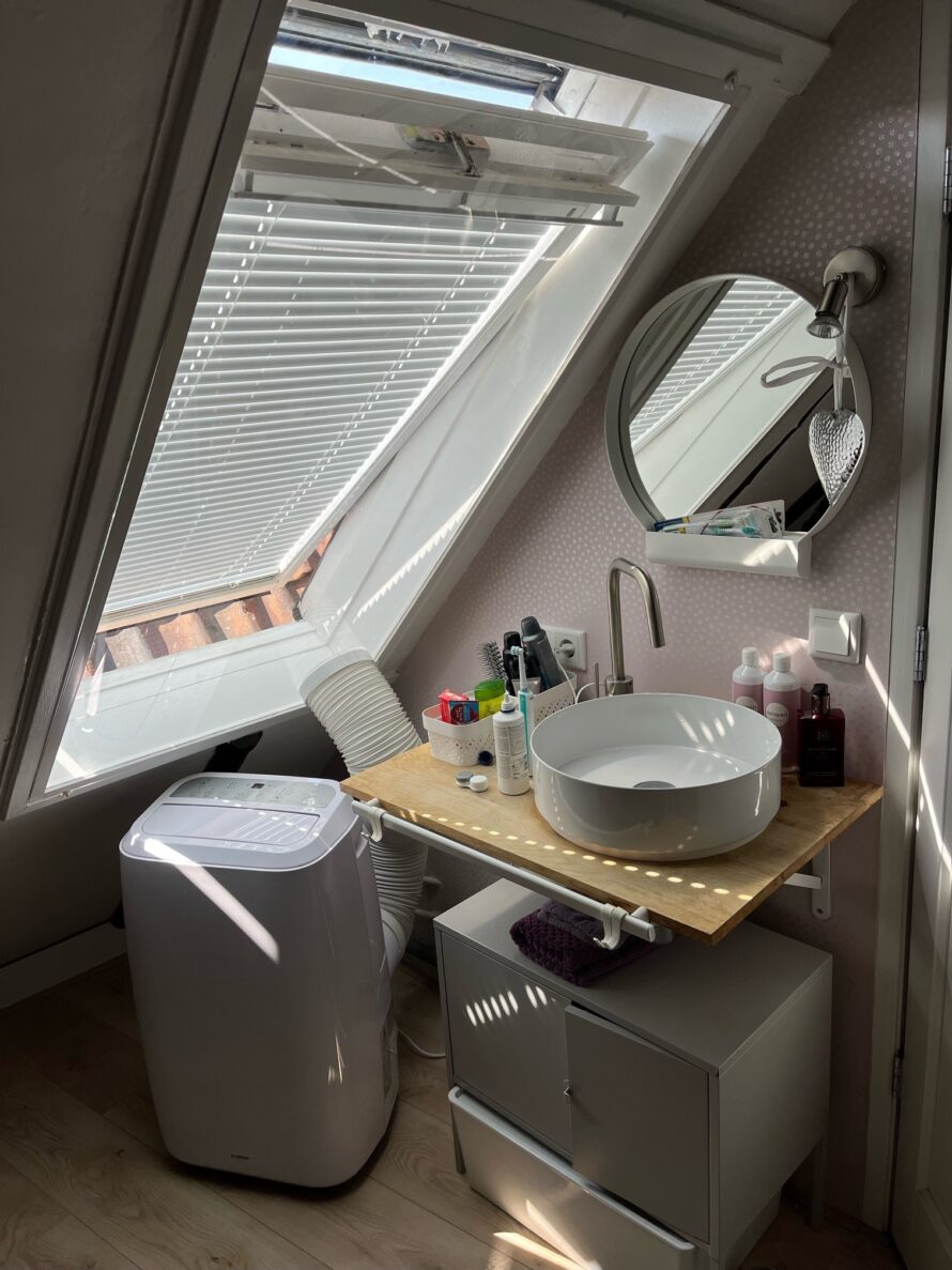 Airco raamafdichting met frame